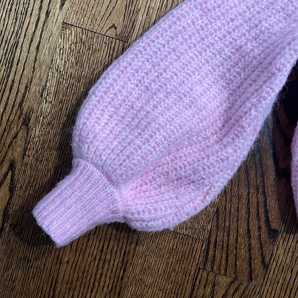 Zara sweater - Picture 2 of 4